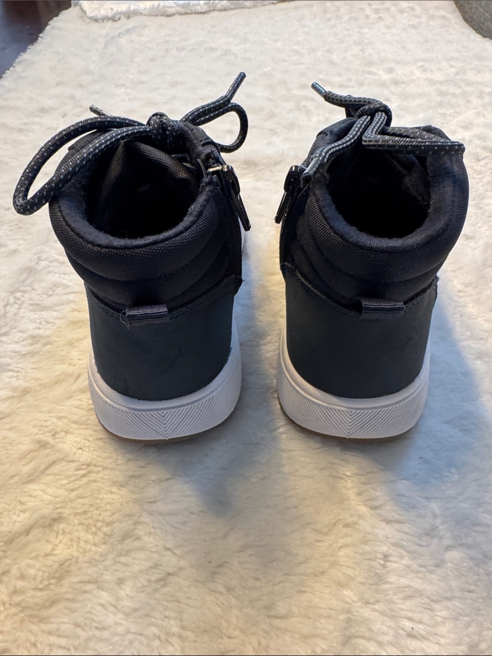 Cat & Jack Boys Gray High Top Sneaker Boots Side Zip Lace Up - EUC - Picture 4 of 5